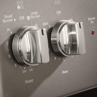 GE 30-inch Freestanding Electric Range JB645EKES IMAGE 6