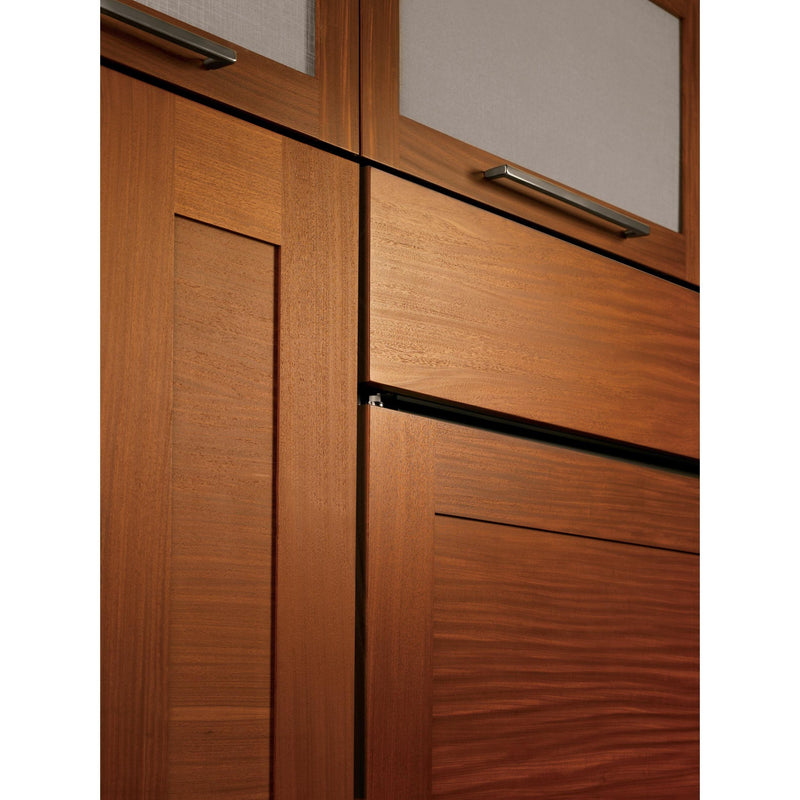 Monogram 21.92 cu.ft. Upright Freezer with Internal Automatic Ice Maker ZIF360NNLH IMAGE 3